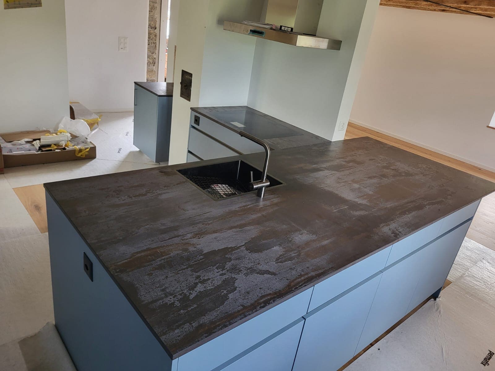 Eigentum Aargau — Dekton Trilium 20mm