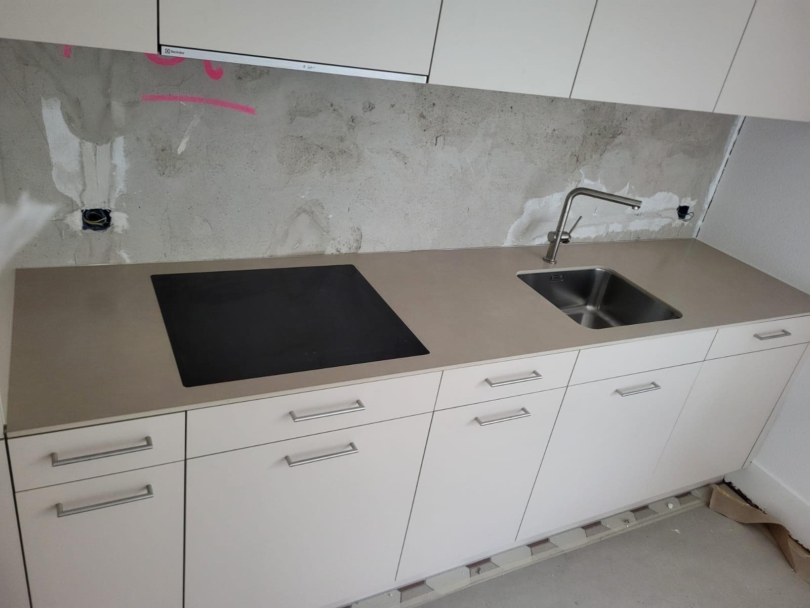Mietwohnung Bern – 20 Wohneinheiten — Neolith Pietra di Osso 12mm